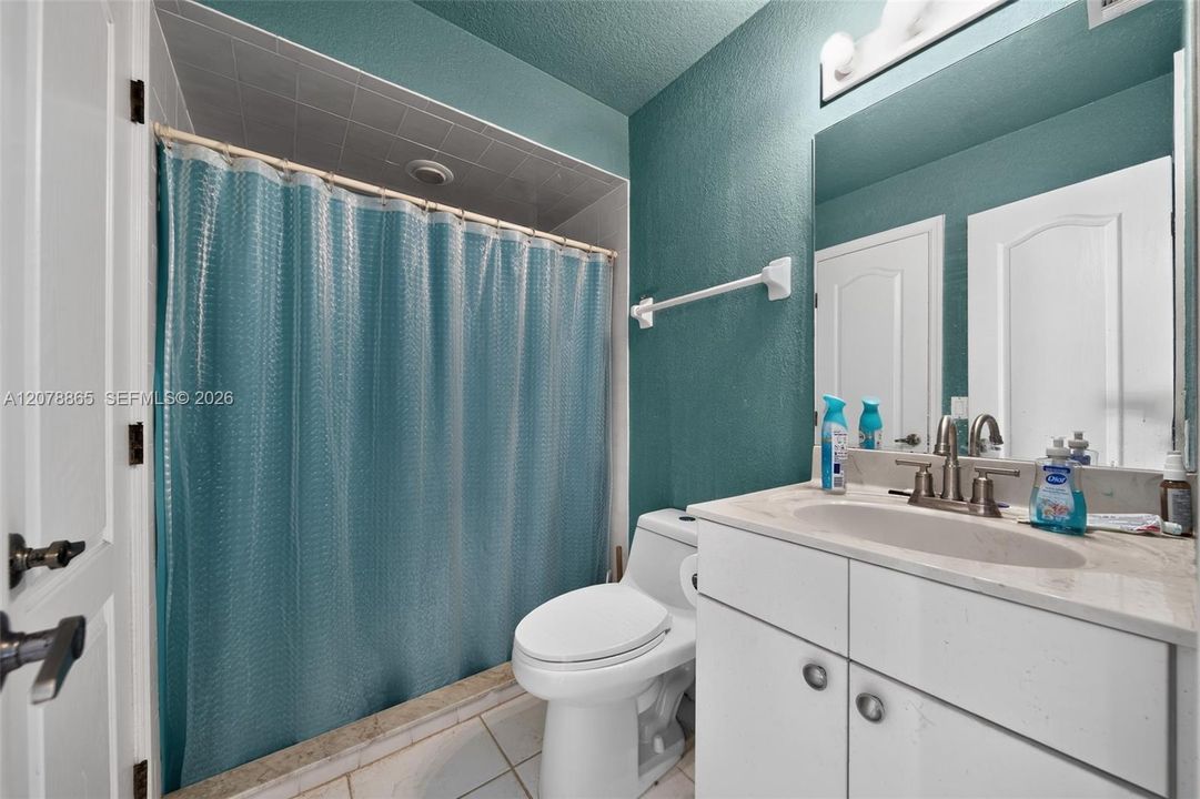 En Venta: $610,000 (4 camas, 3 baños, 0 Pies cuadrados)