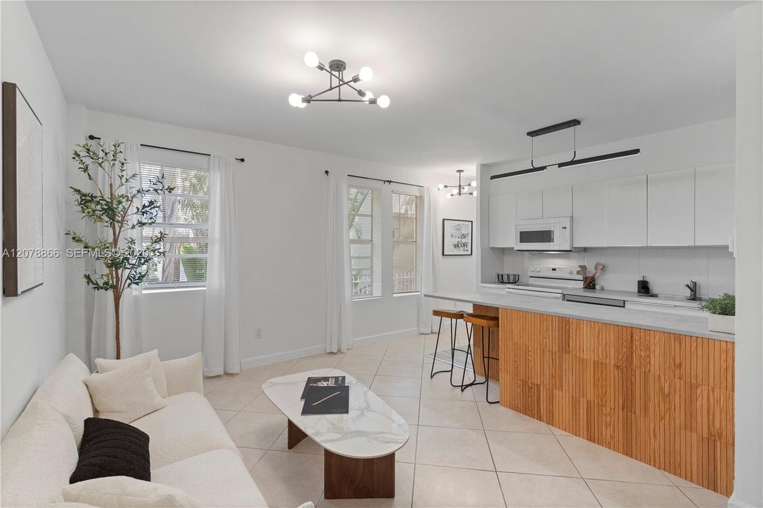 For Rent: $2,300 (1 beds, 1 baths, 527 Square Feet)