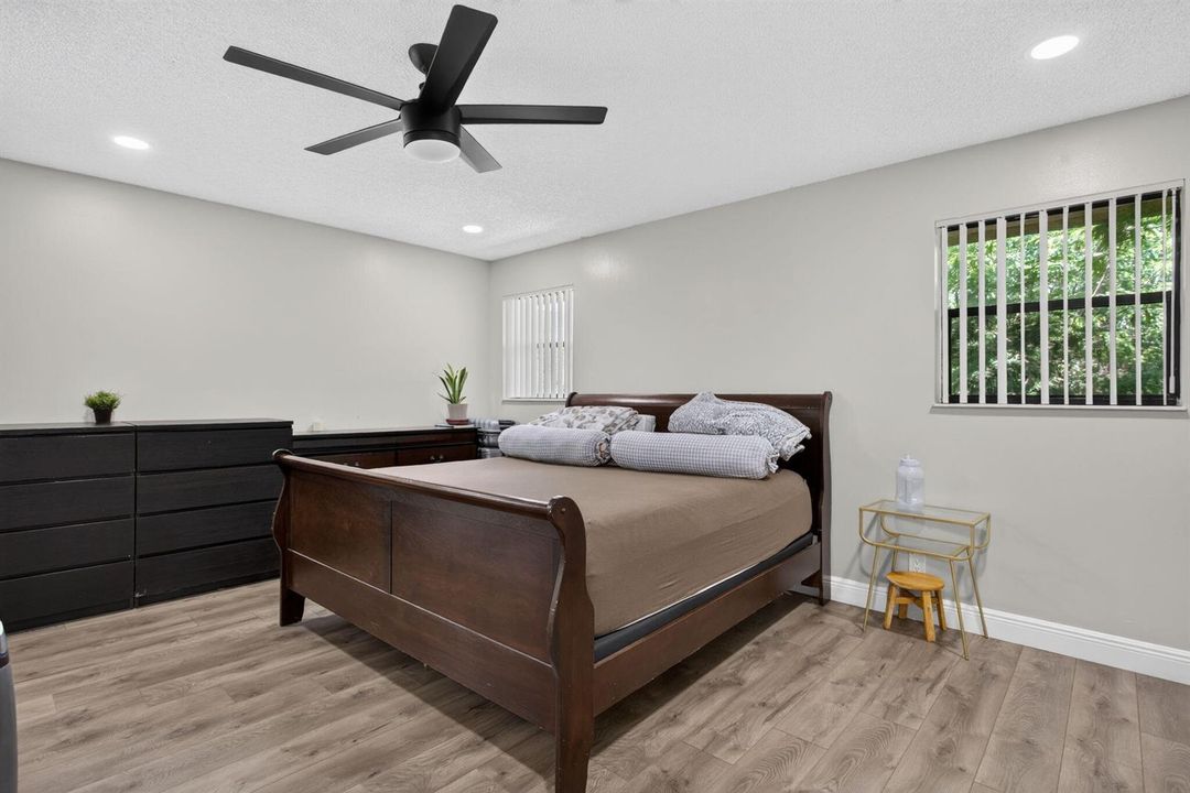 23-web-or-mls-4111-4677