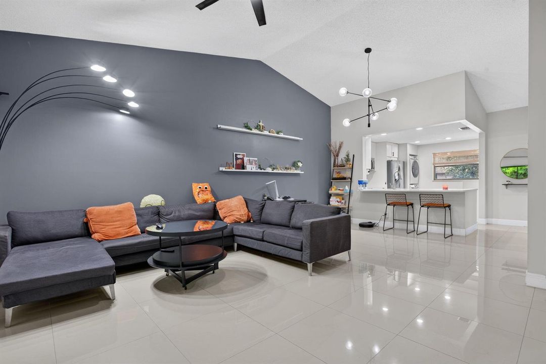 15-web-or-mls-4111-4636
