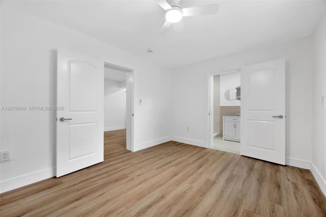 En Venta: $599,000 (3 camas, 2 baños, 1230 Pies cuadrados)