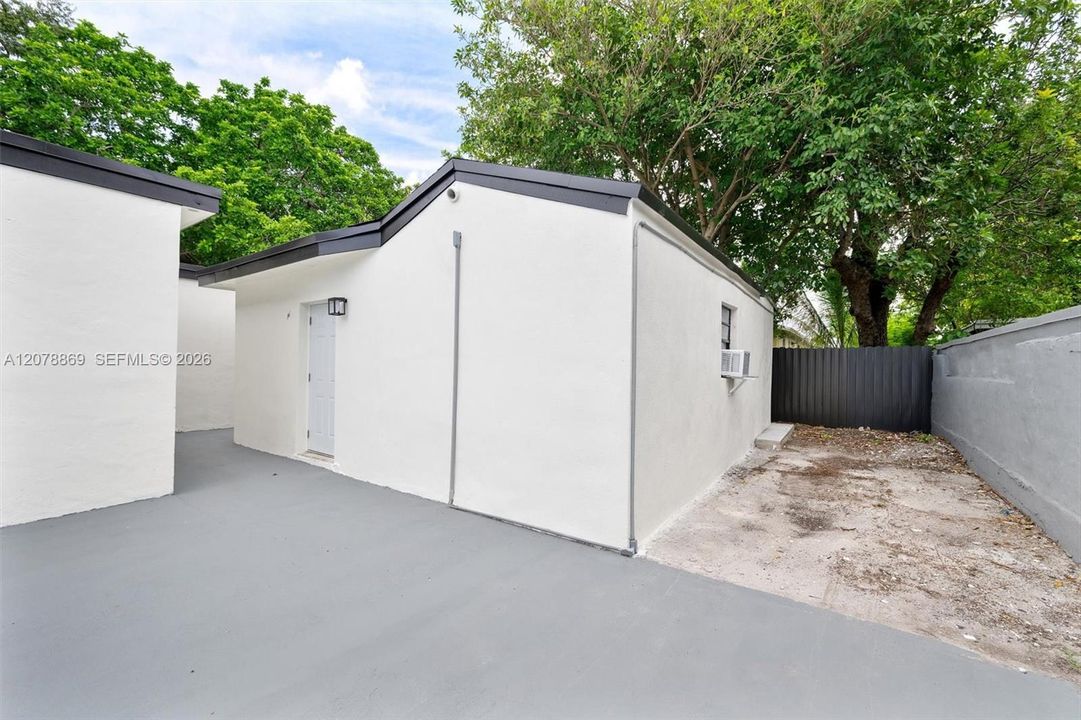En Venta: $599,000 (3 camas, 2 baños, 1230 Pies cuadrados)