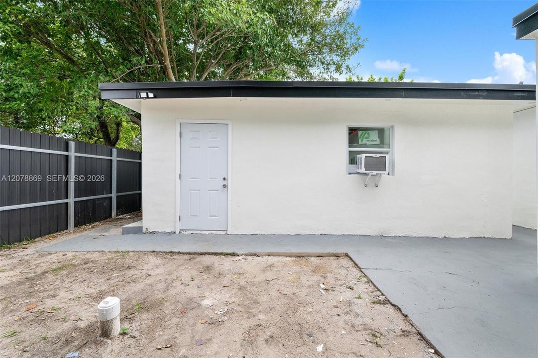 En Venta: $599,000 (3 camas, 2 baños, 1230 Pies cuadrados)