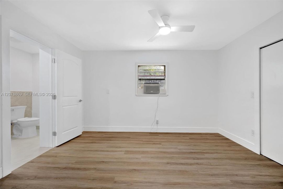 En Venta: $599,000 (3 camas, 2 baños, 1230 Pies cuadrados)
