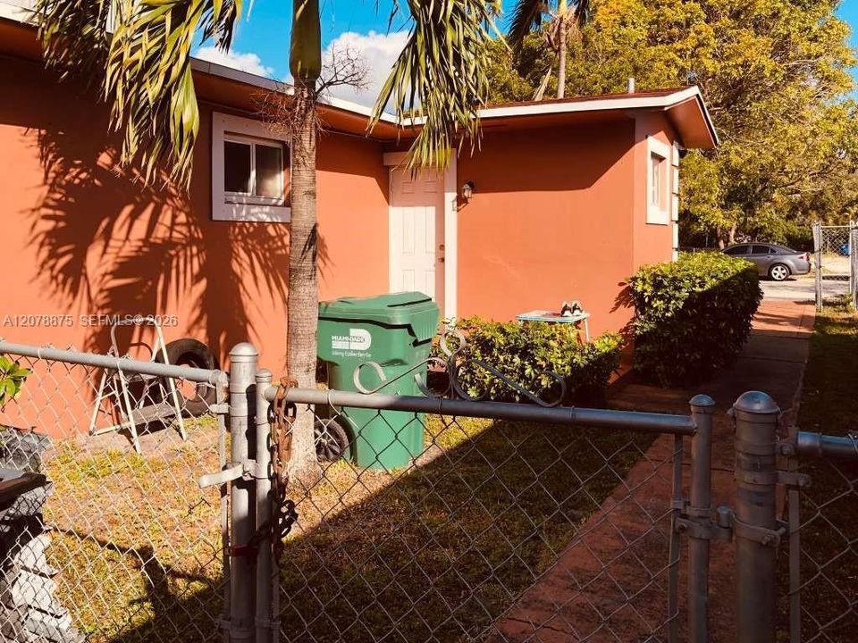 En Venta: $675,000 (0 camas, 0 baños, 2228 Pies cuadrados)