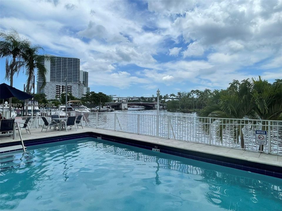 Riverside Pool