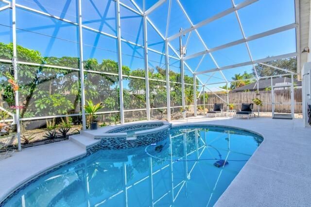 Exterior Back - Pool