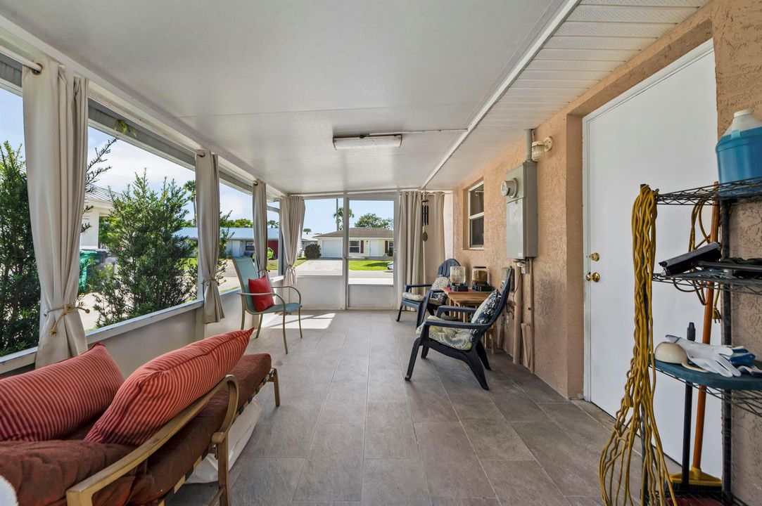 22 Patio 02