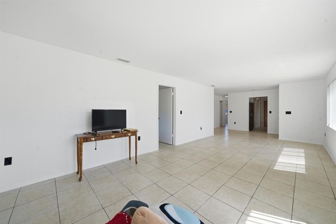 14-Great Room