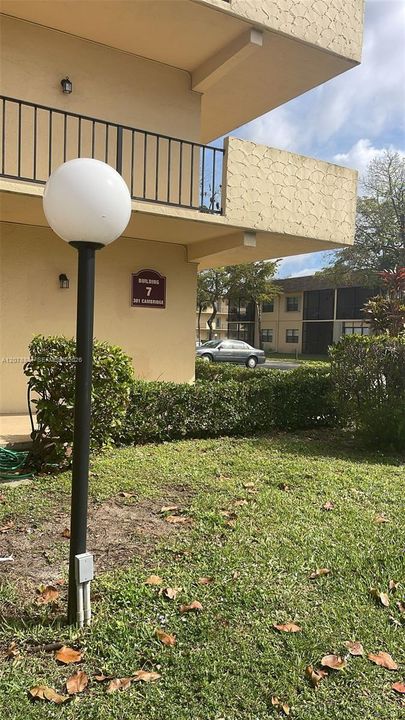For Rent: $1,500 (1 beds, 1 baths, 730 Square Feet)