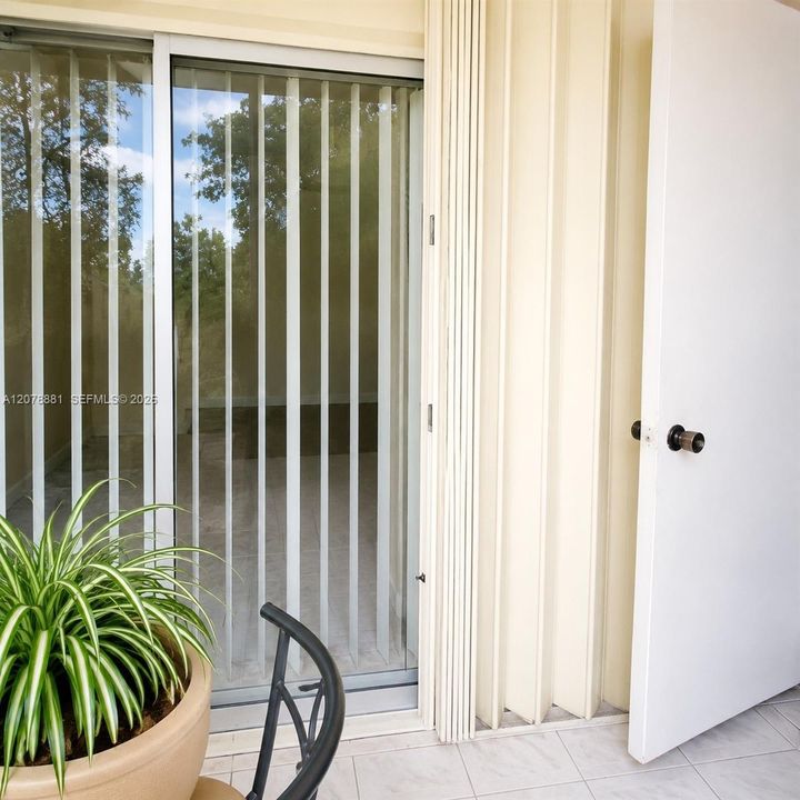 Hurricaine shutters