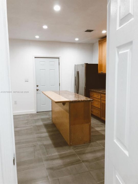 En Venta: $400,000 (0 camas, 0 baños, 936 Pies cuadrados)