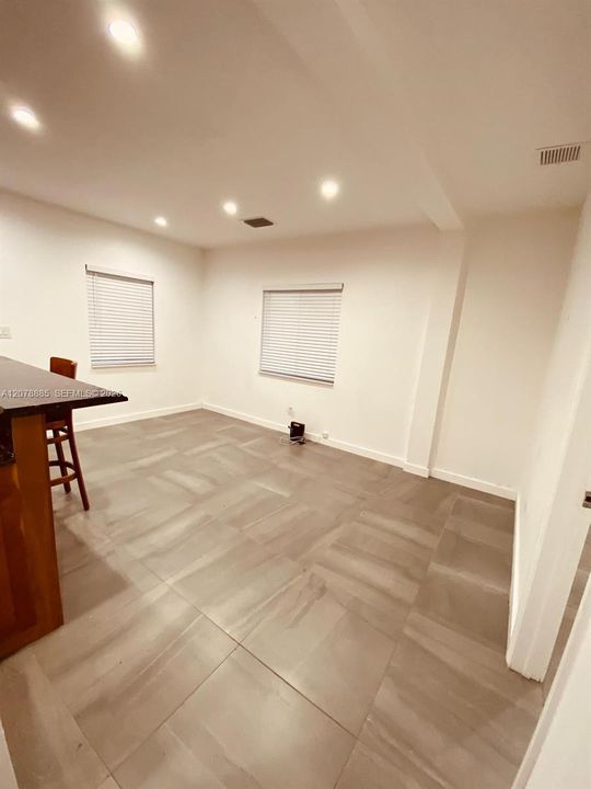 En Venta: $400,000 (0 camas, 0 baños, 936 Pies cuadrados)