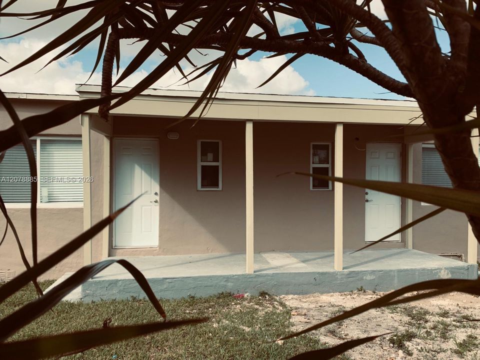 En Venta: $400,000 (0 camas, 0 baños, 936 Pies cuadrados)