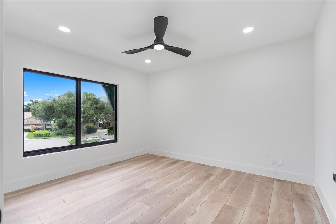 25-10 Alnwick Road PBG, FL-125