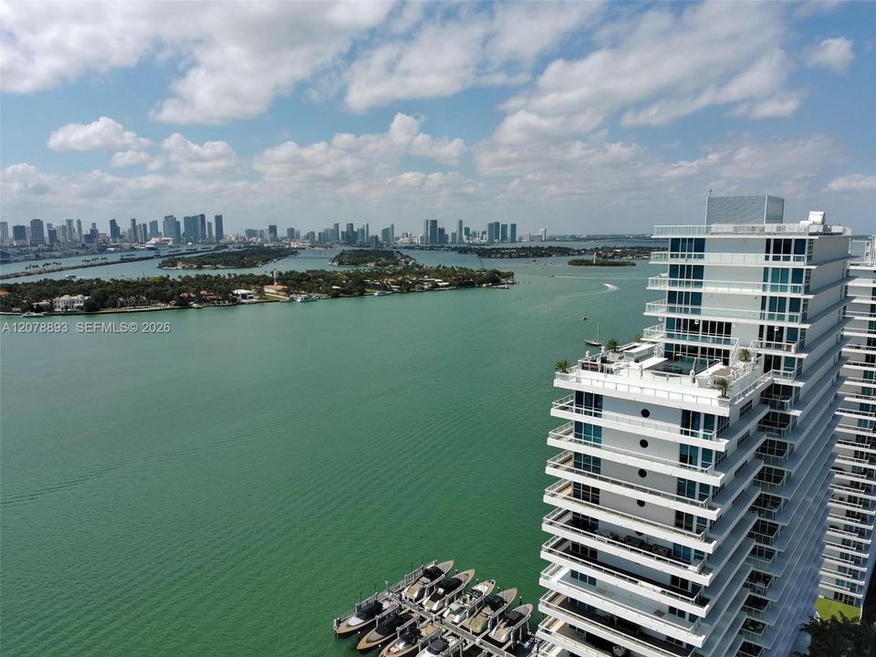 For Rent: $7,950 (2 beds, 2 baths, 1210 Square Feet)