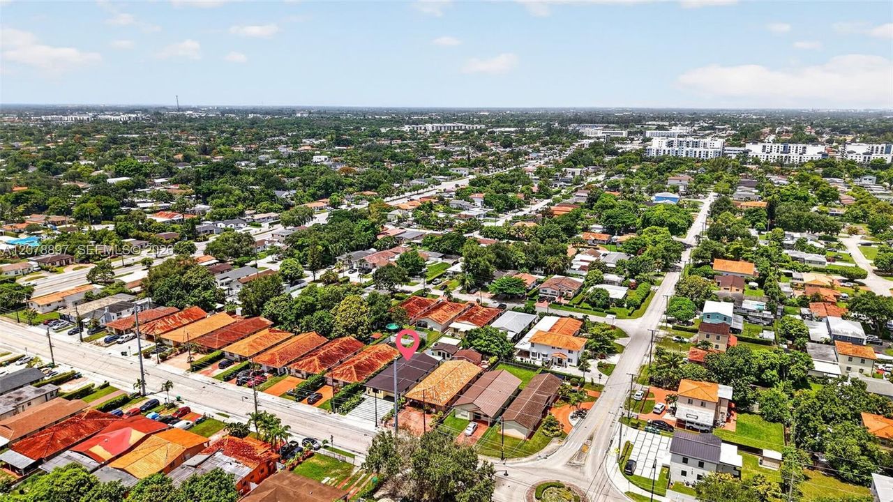 For Rent: $3,200 (3 beds, 2 baths, 2442 Square Feet)