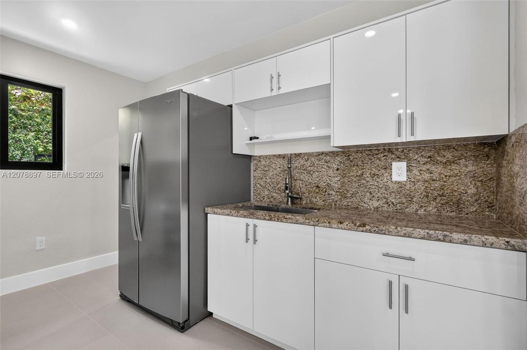 For Rent: $3,200 (3 beds, 2 baths, 2442 Square Feet)