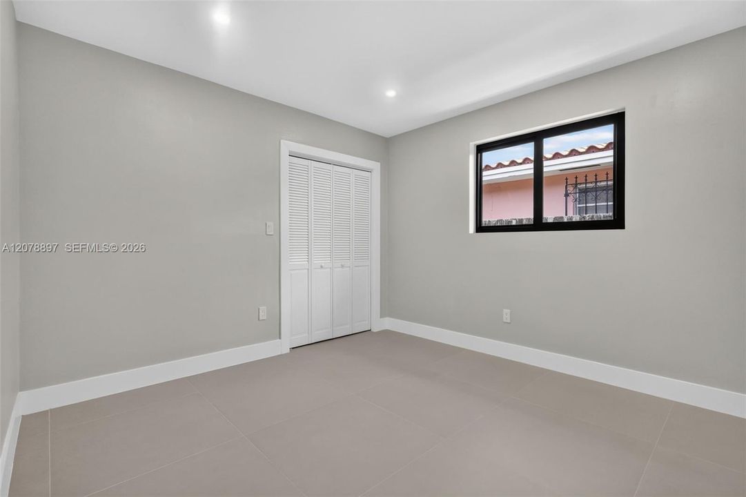 For Rent: $3,200 (3 beds, 2 baths, 2442 Square Feet)