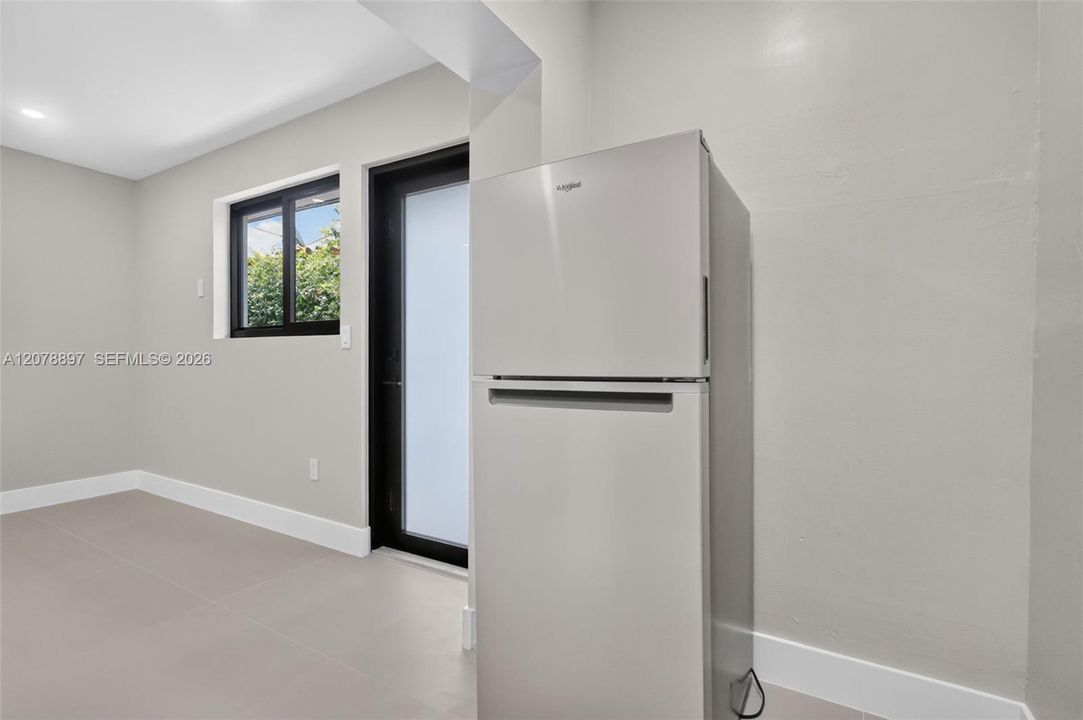 For Rent: $3,200 (3 beds, 2 baths, 2442 Square Feet)