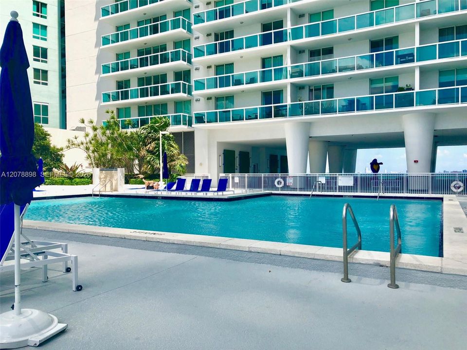 En Venta: $590,000 (2 camas, 2 baños, 1144 Pies cuadrados)