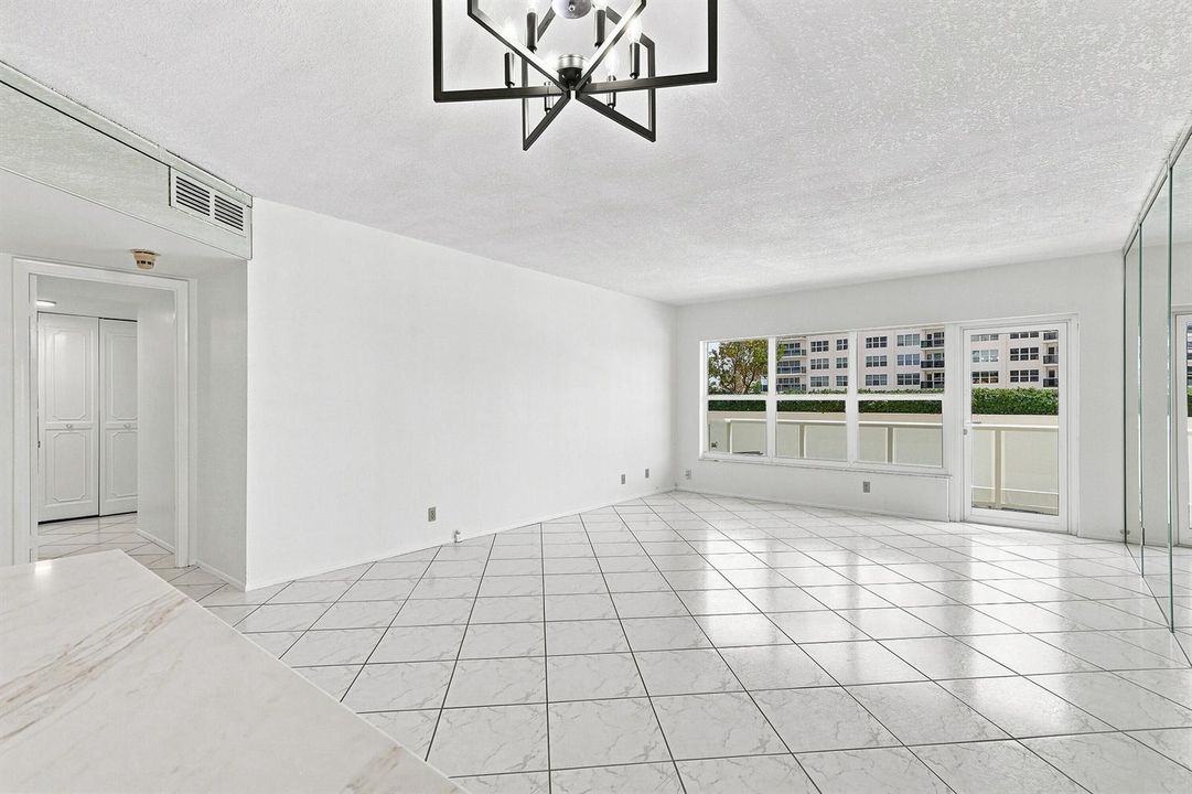 47_living room