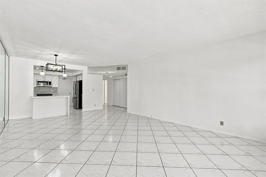 50_living room