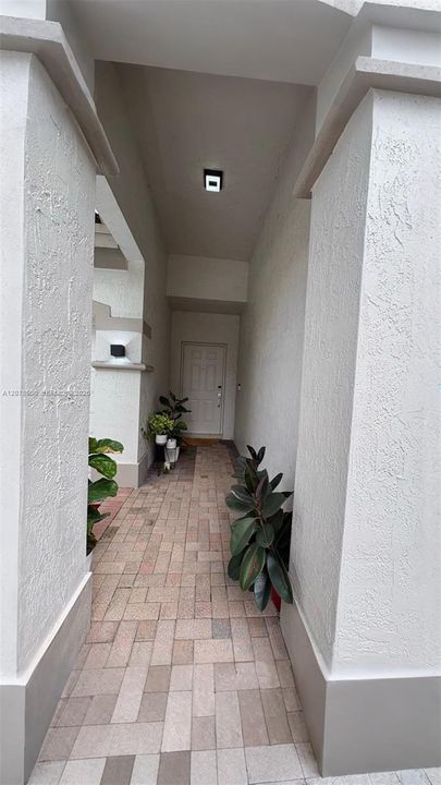 En Renta: $6,500 (3 camas, 3 baños, 2287 Pies cuadrados)