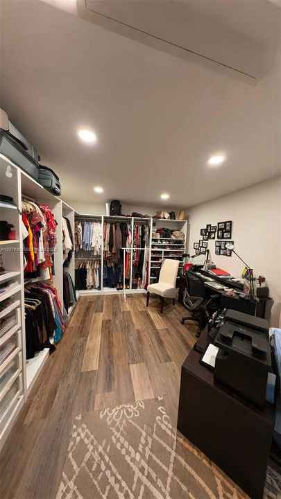 En Renta: $6,500 (3 camas, 3 baños, 2287 Pies cuadrados)
