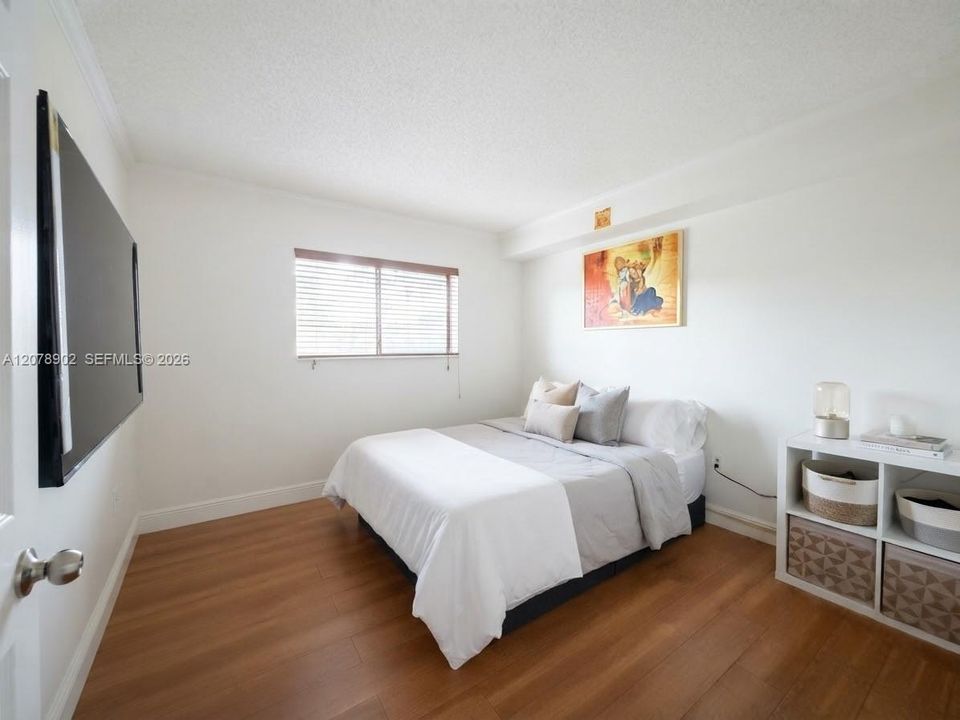 For Rent: $1,799 (1 beds, 1 baths, 558 Square Feet)