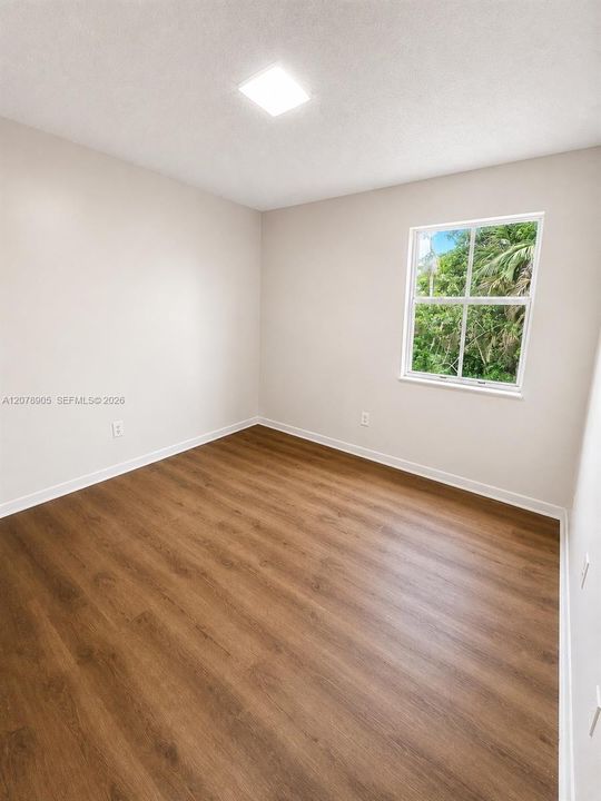 For Rent: $3,400 (4 beds, 2 baths, 2040 Square Feet)