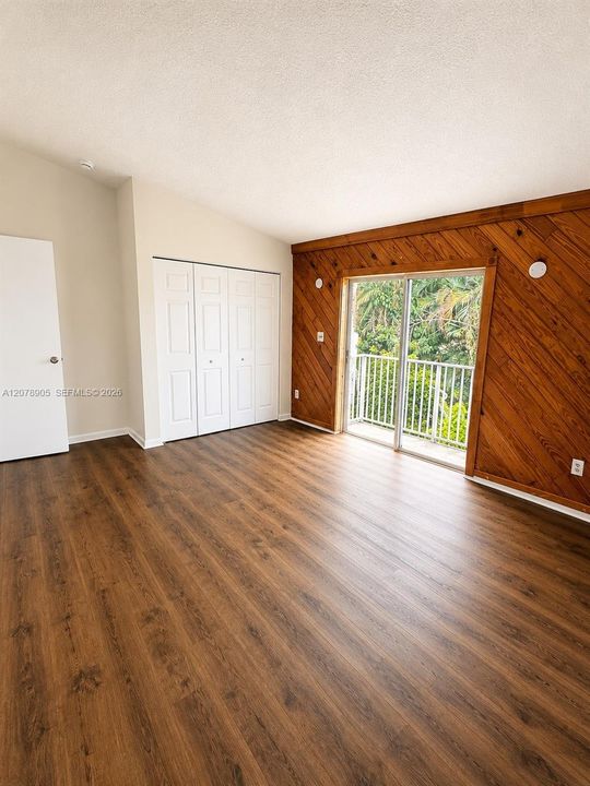For Rent: $3,400 (4 beds, 2 baths, 2040 Square Feet)