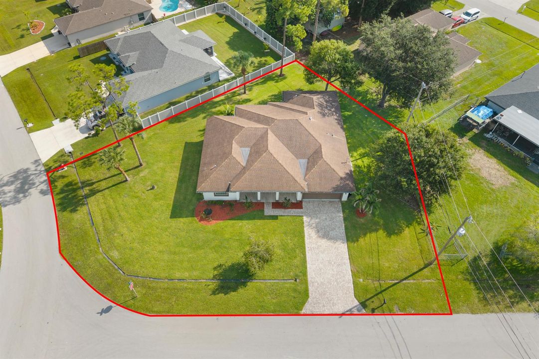 1-print-1949 SW Lawn Ln - 1