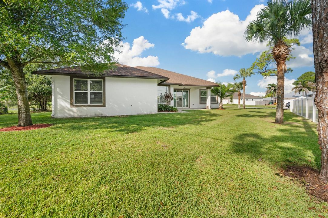 28-print-1949 SW Lawn Ln - 28