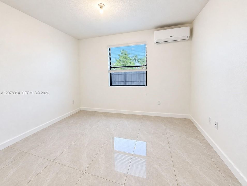 Private In-Law/Guest Suite