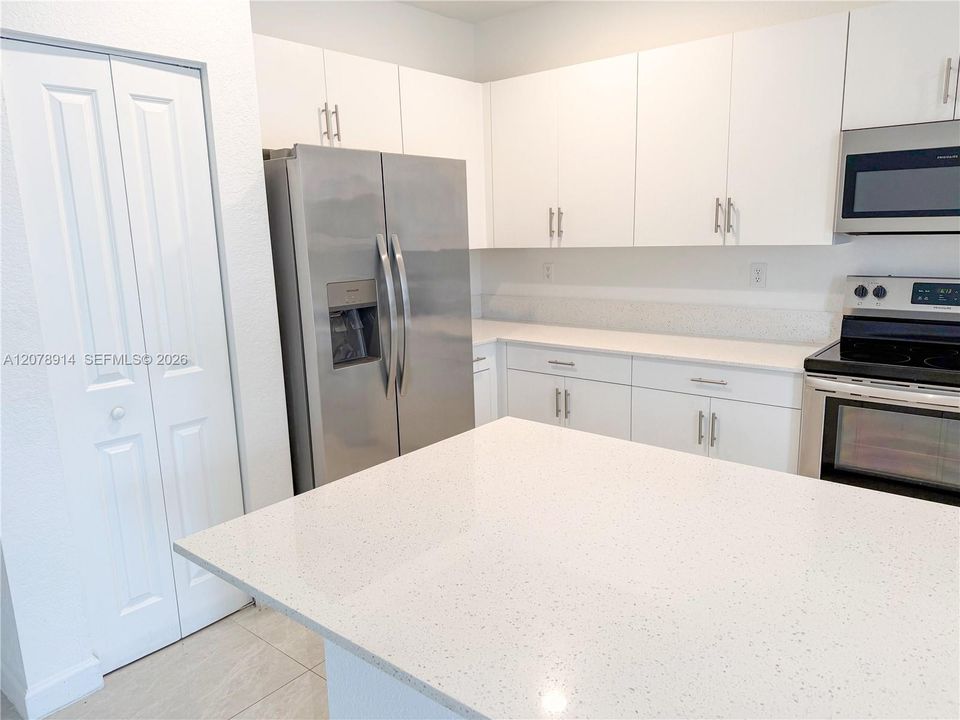 For Rent: $4,200 (4 beds, 3 baths, 3094 Square Feet)