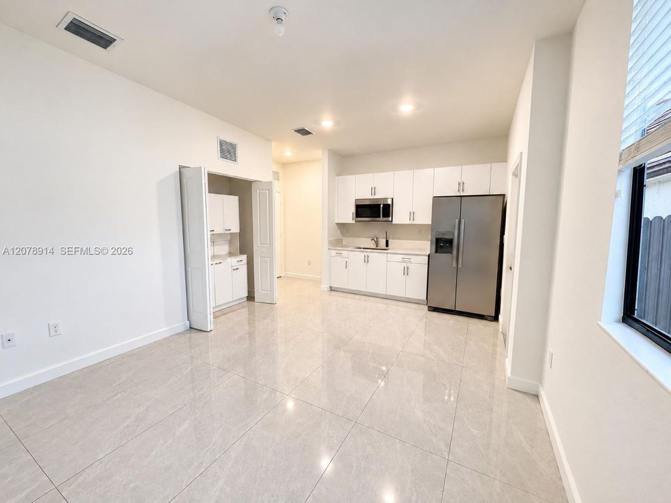 Private In-Law/Guest Suite