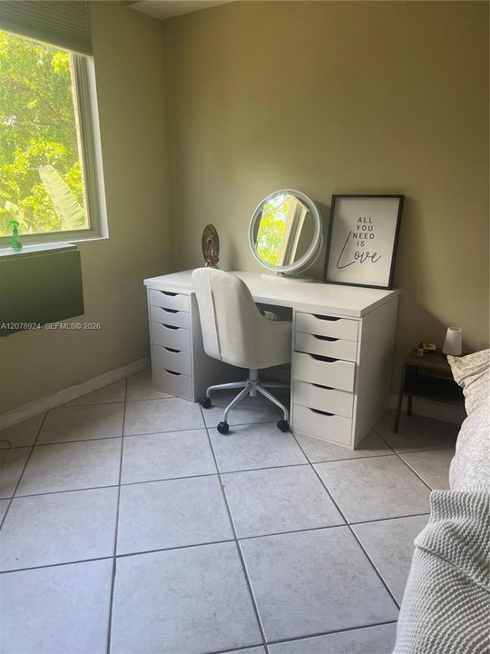 For Rent: $1,850 (0 beds, 1 baths, 482 Square Feet)
