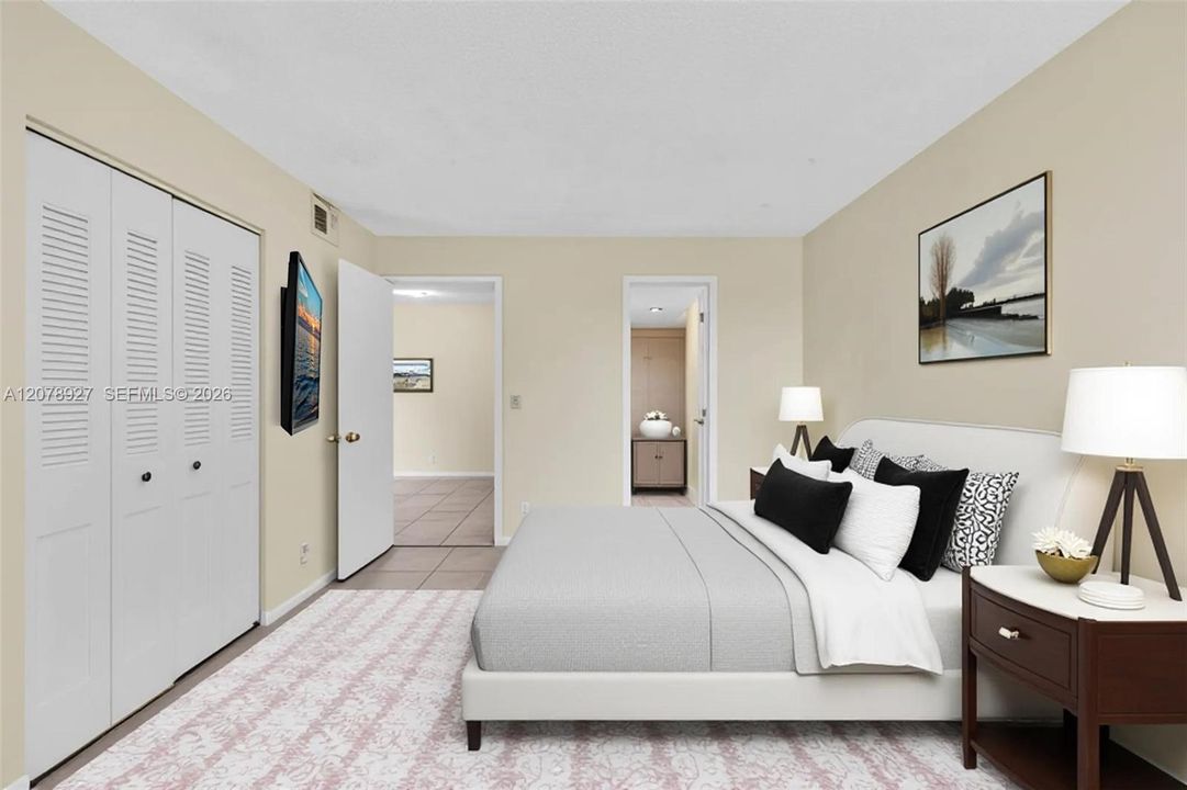 For Rent: $1,750 (1 beds, 1 baths, 734 Square Feet)