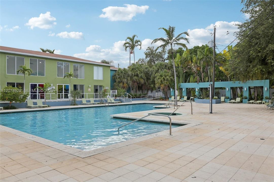 For Rent: $2,100 (2 beds, 1 baths, 0 Square Feet)
