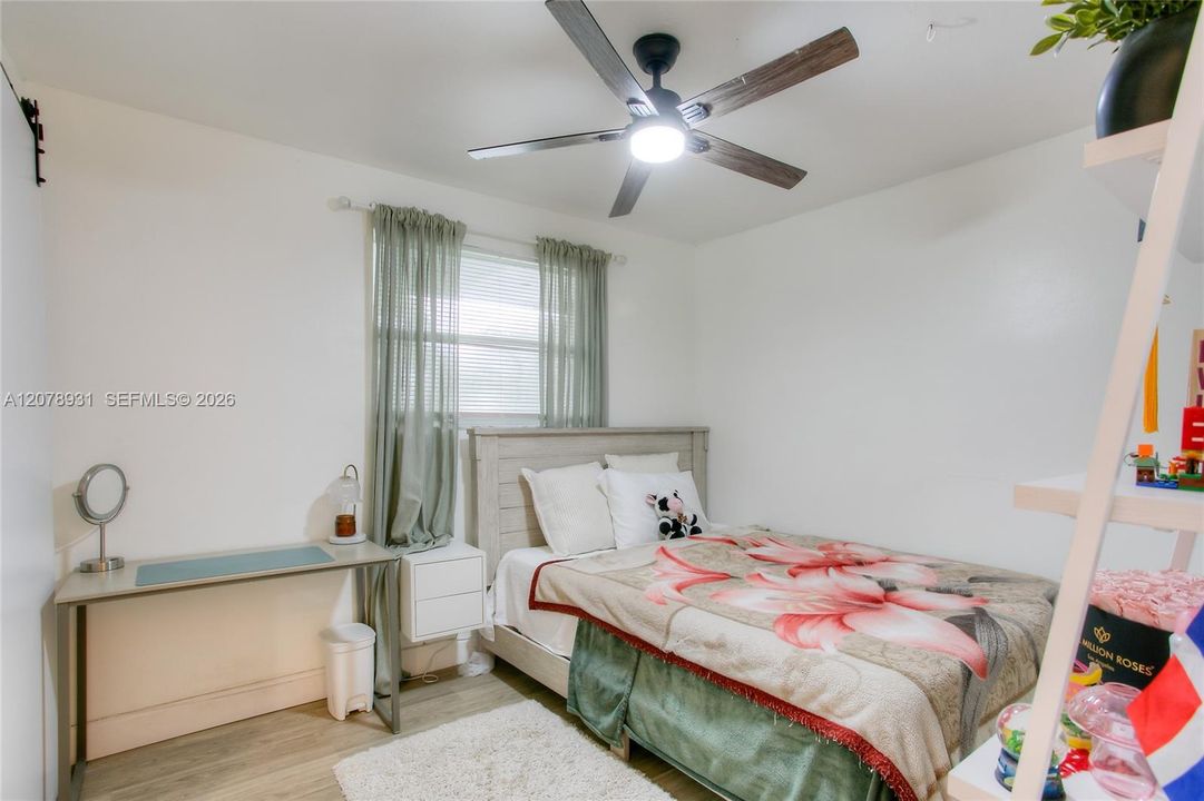 En Renta: $3,900 (4 camas, 2 baños, 1305 Pies cuadrados)