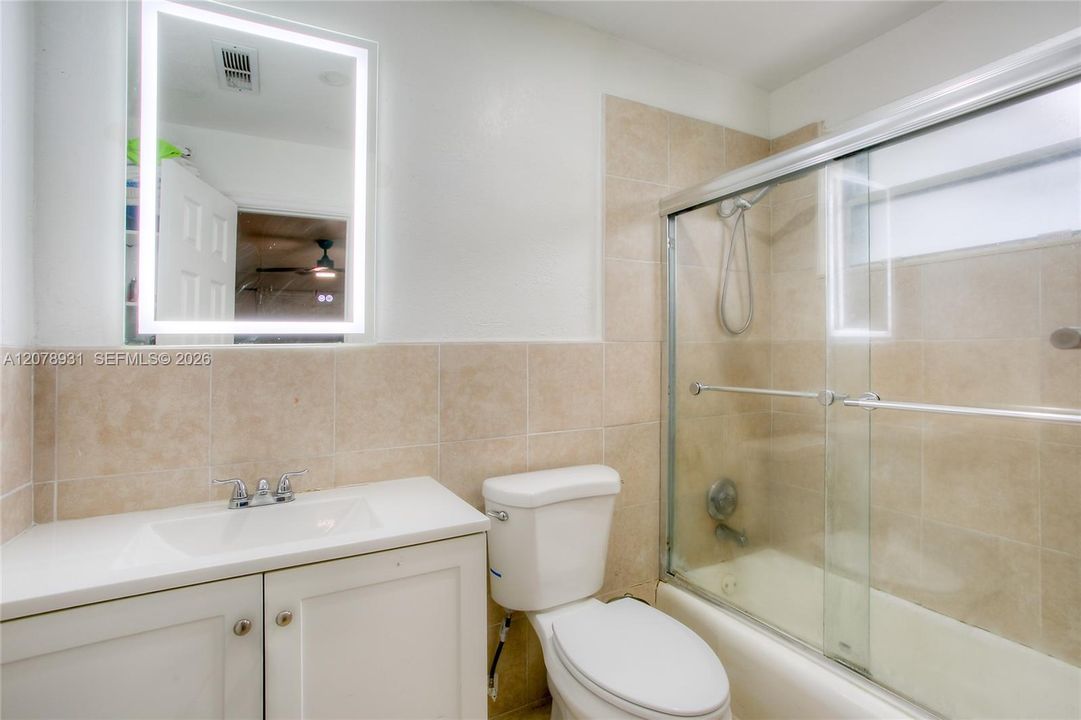 En Renta: $3,900 (4 camas, 2 baños, 1305 Pies cuadrados)