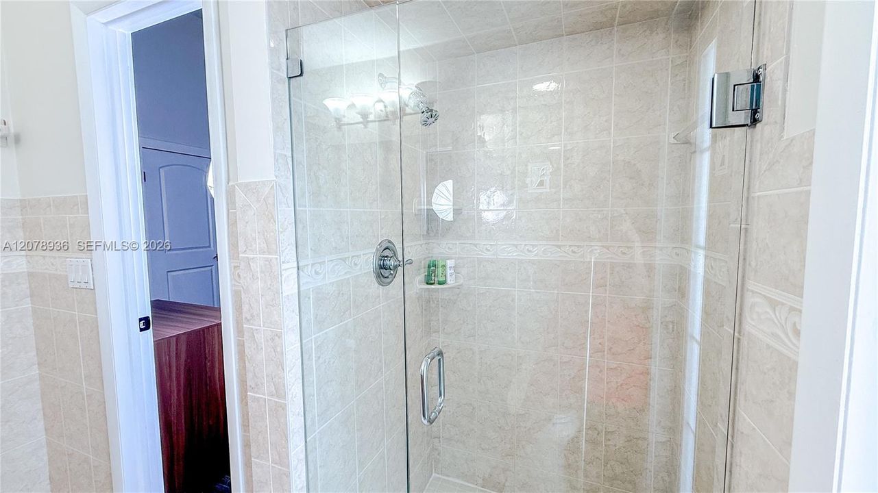 На продажу: $808,000 (3 спален, 2 ванн, 1565 Квадратных фут)