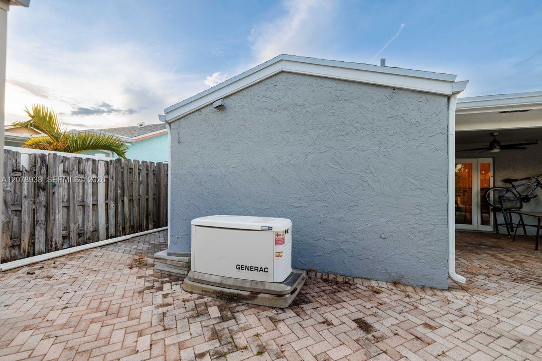En Venta: $580,000 (3 camas, 2 baños, 1229 Pies cuadrados)