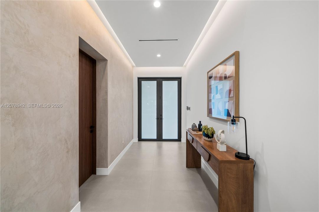 For Sale: $1,599,000 (3 beds, 3 baths, 2187 Square Feet)
