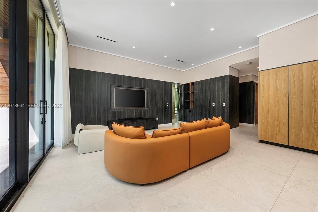 На продажу: $8,950,000 (6 спален, 6 ванн, 0 Квадратных фут)