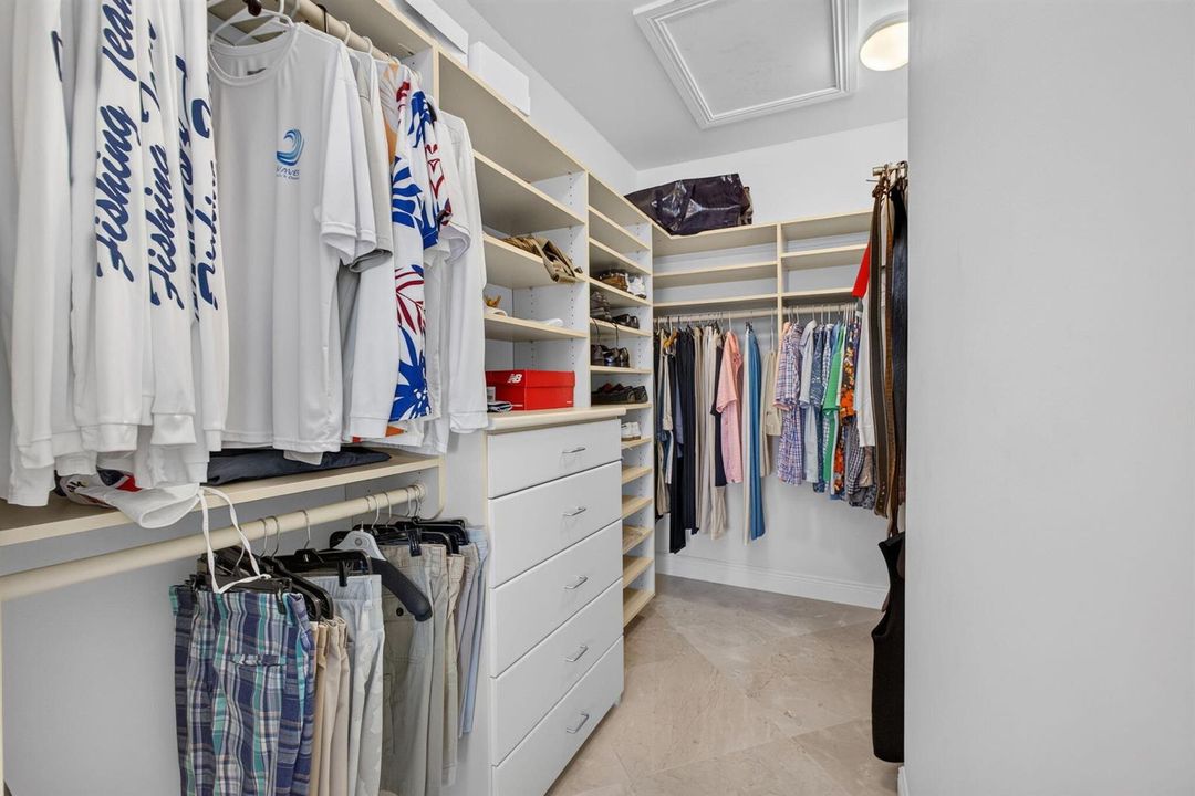 Walk In Closet