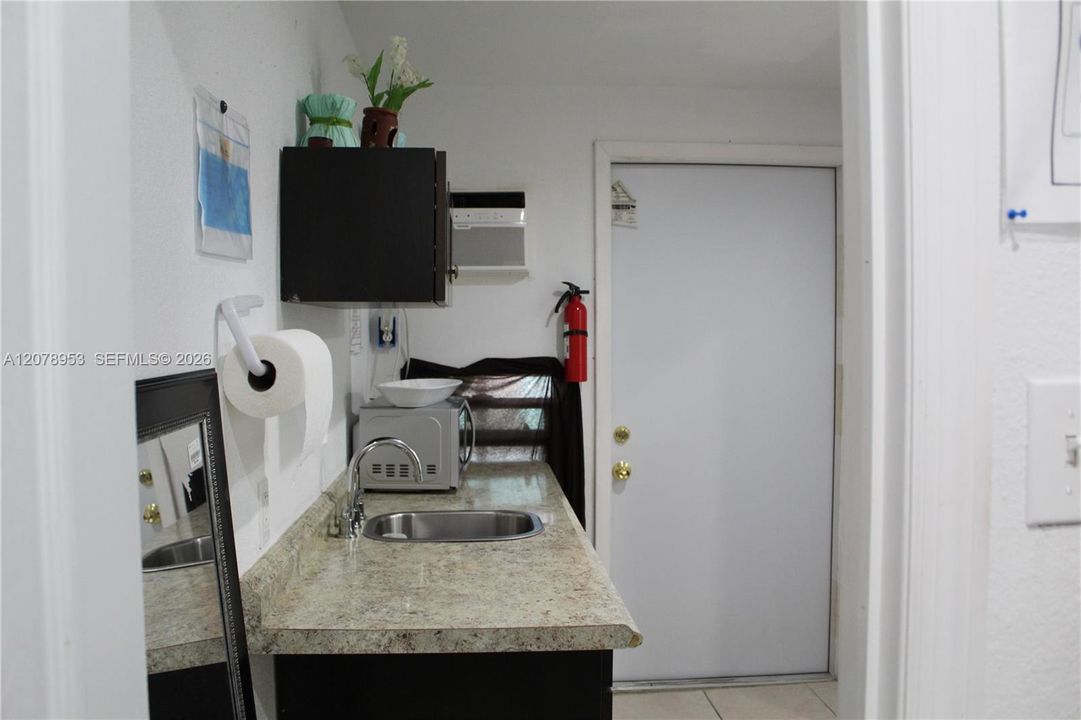 For Rent: $1,450 (1 beds, 1 baths, 0 Square Feet)