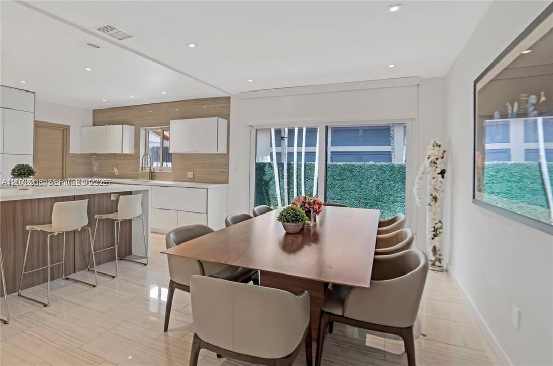 For Sale: $3,800,000 (4 beds, 3 baths, 2915 Square Feet)