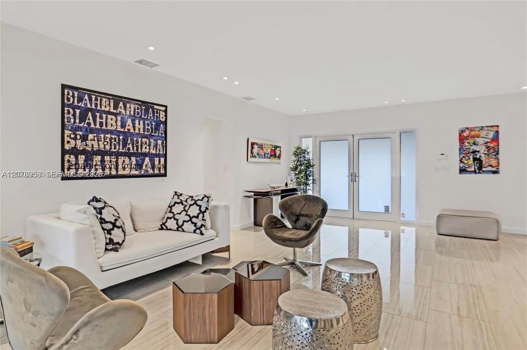 For Sale: $3,800,000 (4 beds, 3 baths, 2915 Square Feet)